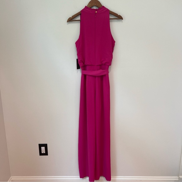 Vince Camuto NWT Sleeveless Ruffled High-Neck Jumpsuit in Pink Fuscia Belted, 8 - Picture 7 of 16